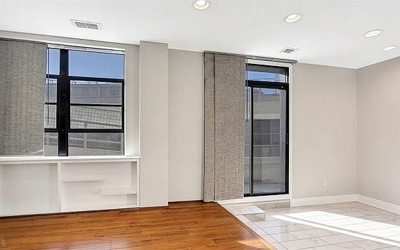 3rd image of 1421 Peachtree St NE APT 103A