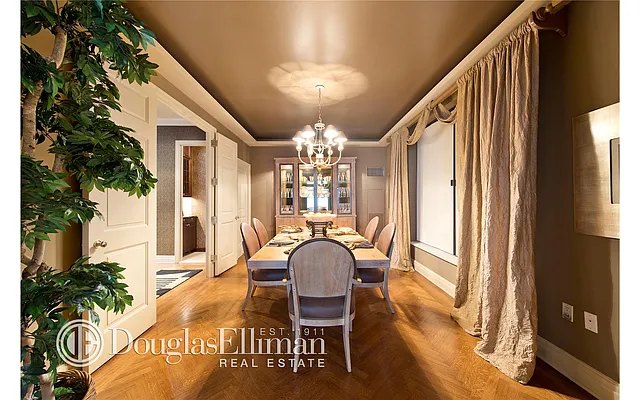 Sold by Douglas Elliman | media 15