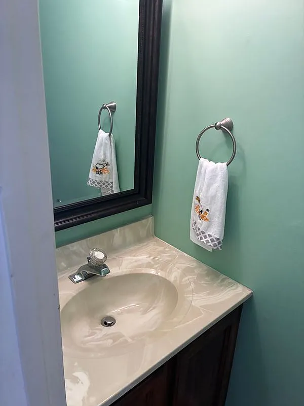 2 bed, 1.5 bath, 1080 sqft, $2,200 — Photo 4