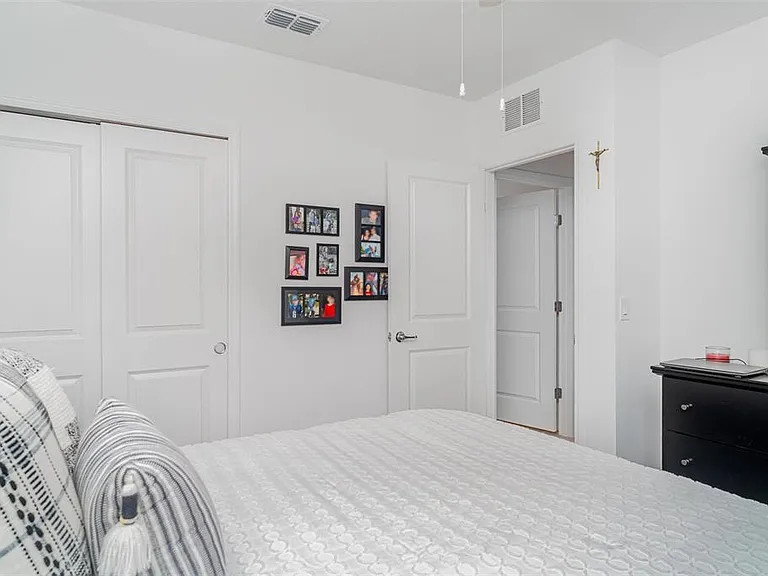 465 Waterford Dr — Photo 39