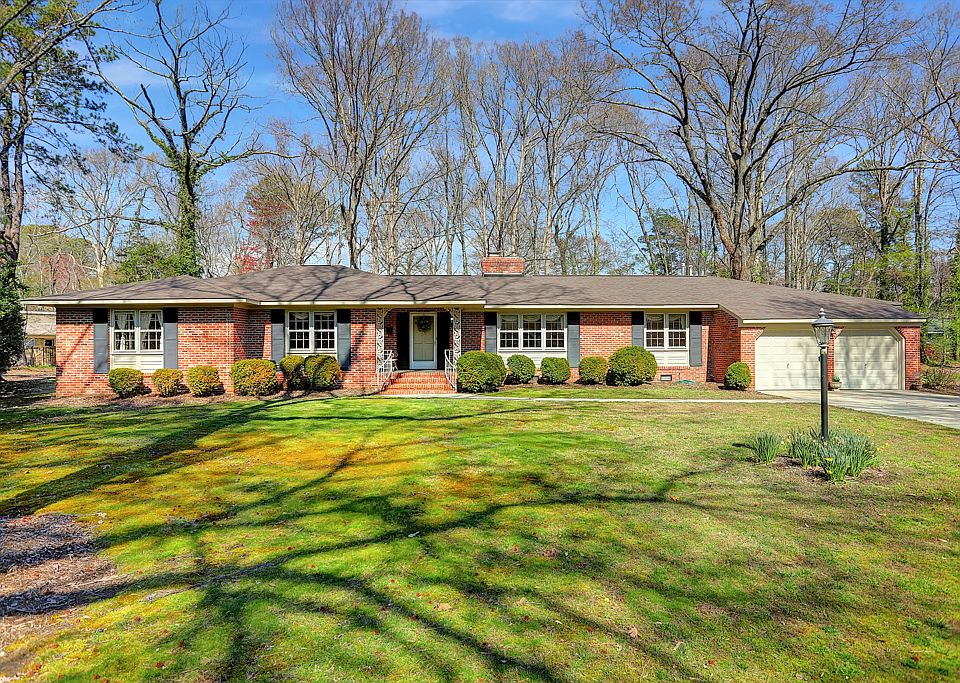 1st image of 114 Leslie Dr
