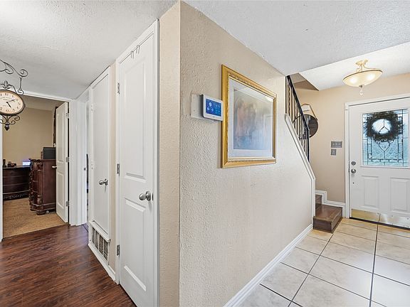 3rd image of 6805 Wagonet Rd