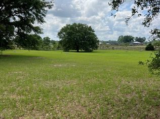 17 Southwest Pl, Bell, FL 32619