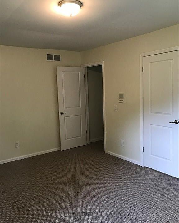 1st image of 3150 Woods Circle Dr