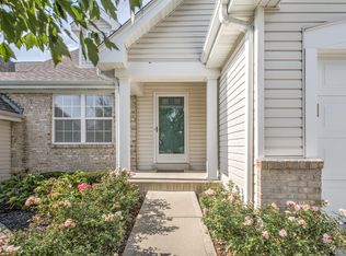 3280 Autumn View Pointe Dr, Bridgeton, MO 63044