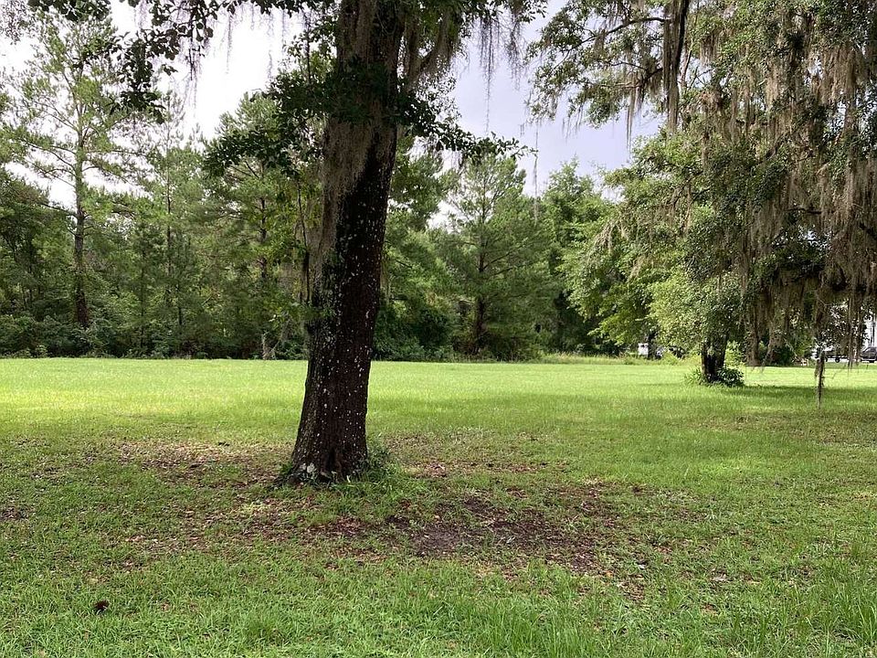 2nd image of 161 Challenger Ln