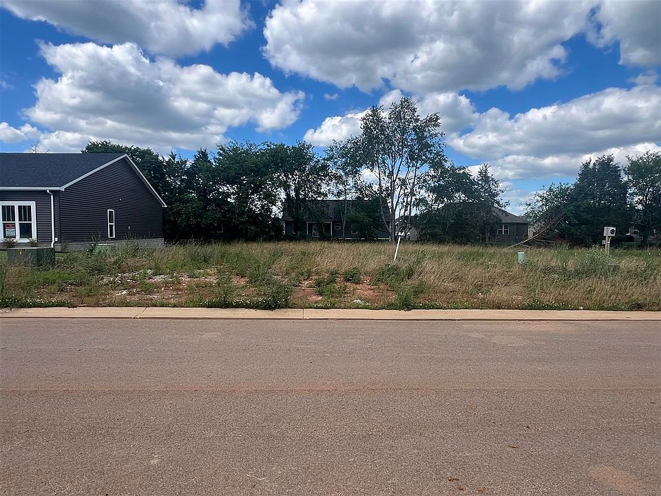 1st image of 2652 Cedrus Ave