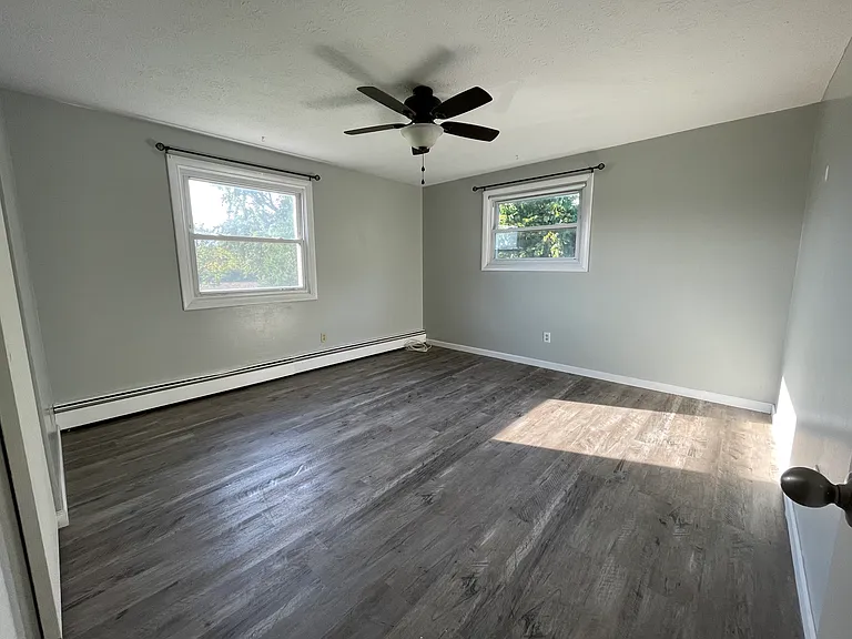 18 Spencer Rd #18 — Photo 9
