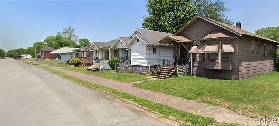 1st image of 1915 College Ave
