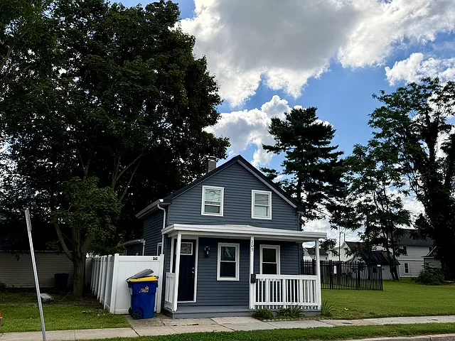 2 bed, 800 sqft, $1,650 — Photo 2