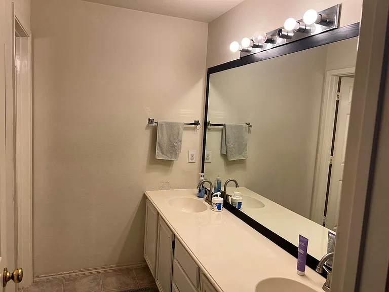 3941 Creek Crossing Dr — Photo 18