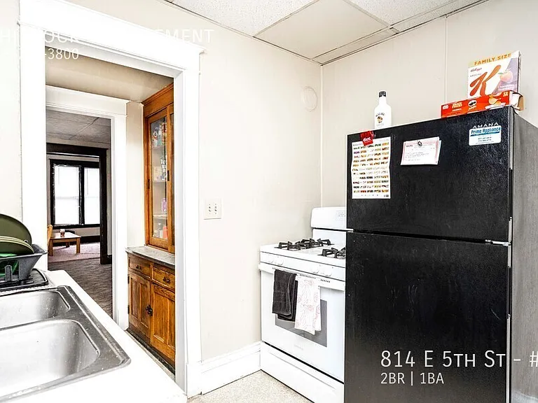 814 E 5th St #2 — Photo 8