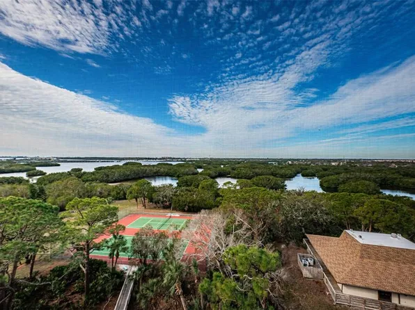 5400 Park St N Penthouse 10, Seminole, FL 33709