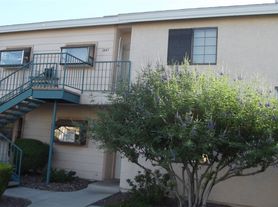 2841 Bluebonnet Dr, Henderson, NV