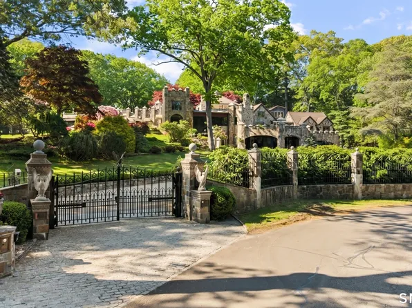 47 Charcoal Hill Road, Westport, CT 06880
