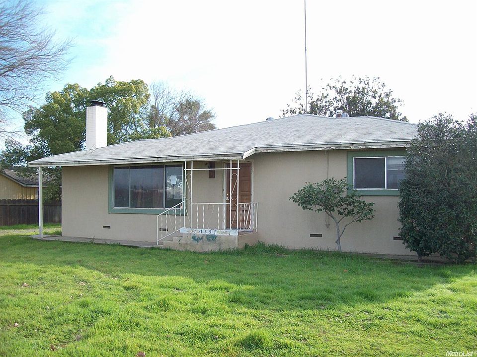 1st image of 7257 N Mercedes Ave
