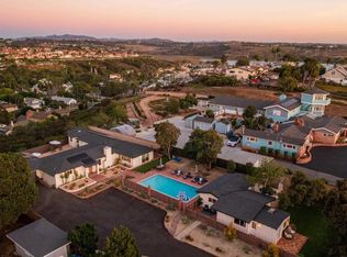 4350 Highland Dr, Carlsbad, CA 92008