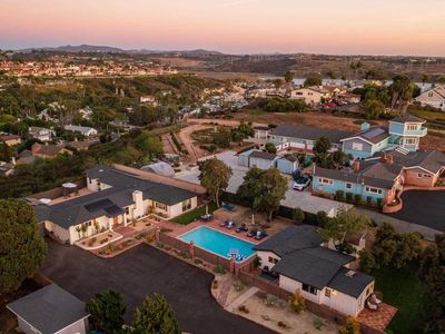 4350 Highland Dr, Carlsbad, CA, 92008