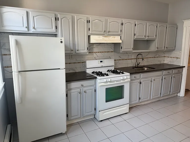 272 Grant Ave #2 — Photo 1