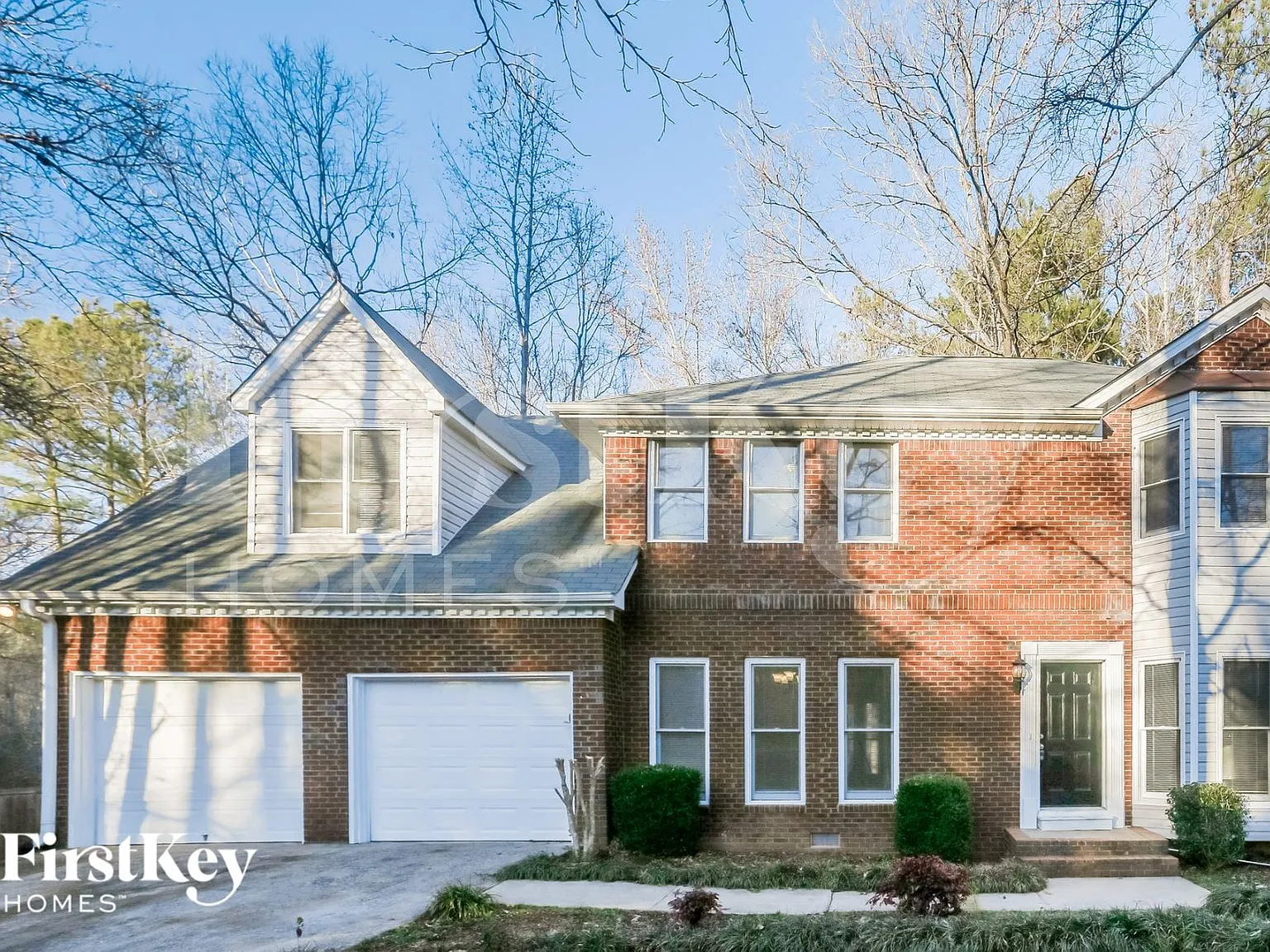 4 bed, 3.0 bath, 2249 sqft, $2,285 — Photo 1