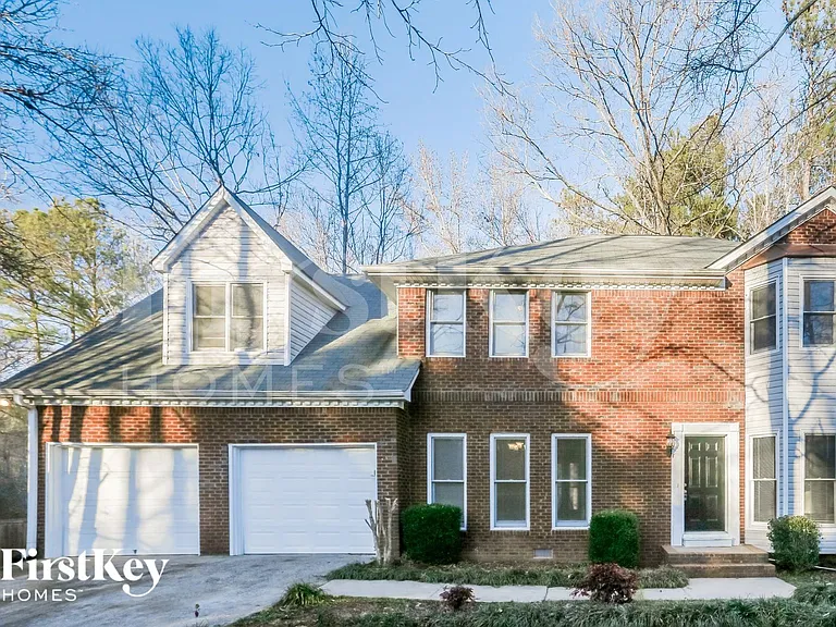 5300 Oglethorpe Ct — Photo 1