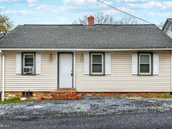 125 N Cornwall Rd E, Lebanon, PA 17042