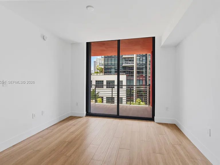 90 NE 32nd St #506 — Photo 10
