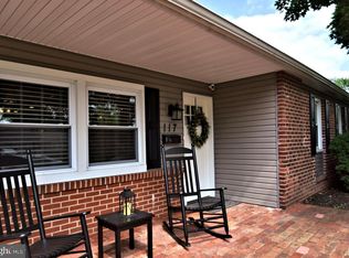 117 Norwood Ln, East Norriton, PA 19401