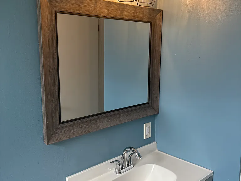 208 Argus Dr #LOWER — Photo 12
