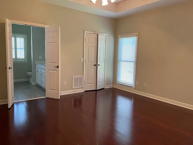 215 Stoners Glen Ct — Photo 15
