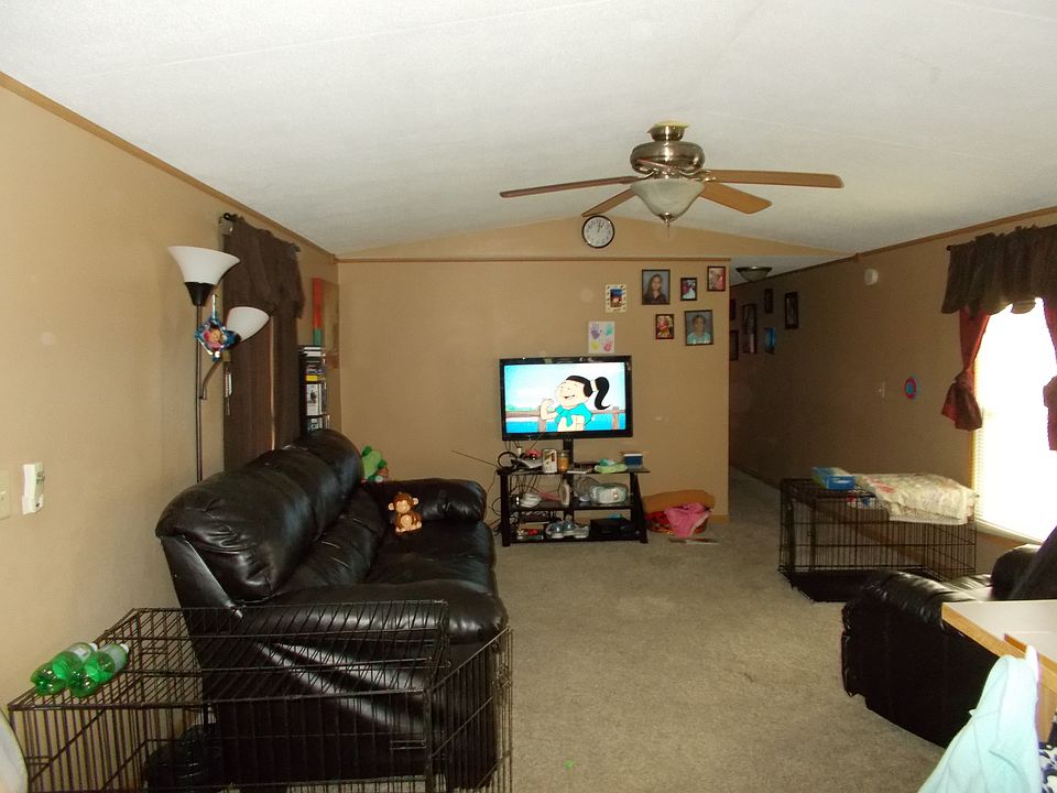 2nd image of 178 Fontana St SE