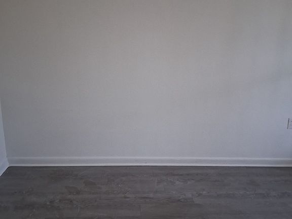 3rd image of 1304 N Fiske Blvd #Blvd103