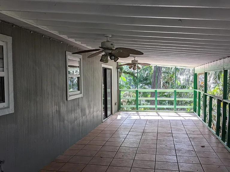1048 Suwanee St — Photo 17