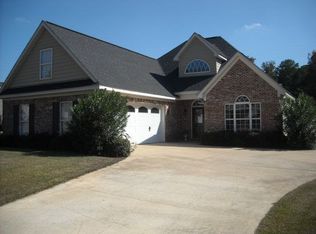 204 Craftsman Dr, Dothan, AL 36303