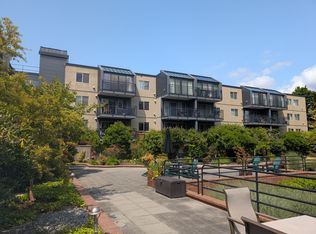 275 W Roy St APT 410, Seattle, WA 98119