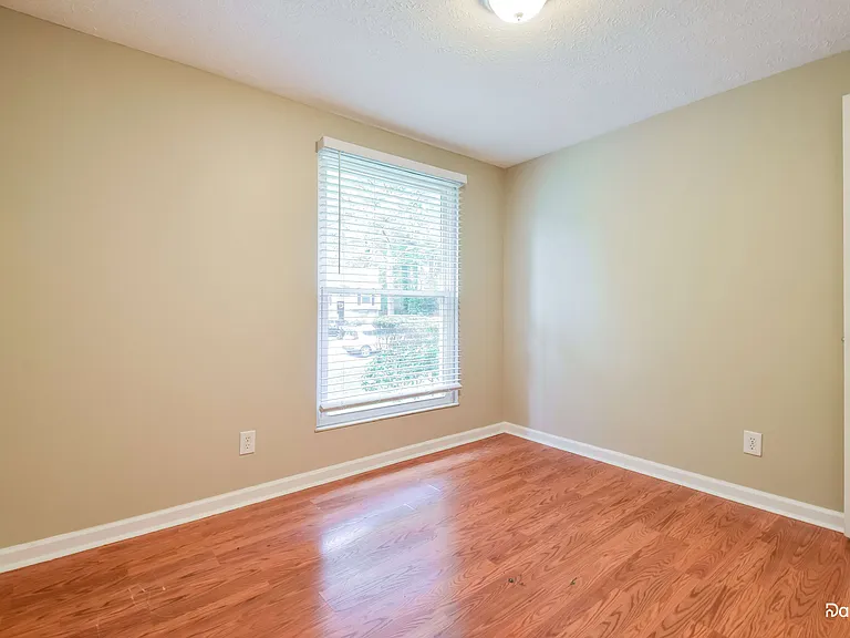 5219 Martins Crossing Rd — Photo 12