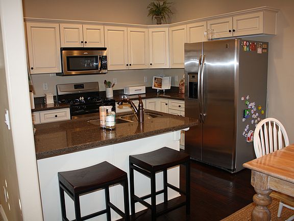 5th image of 241 E Crosscourt Way