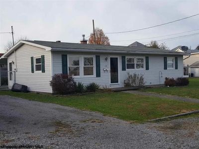 12 Tucker St, Buckhannon, WV, 26201