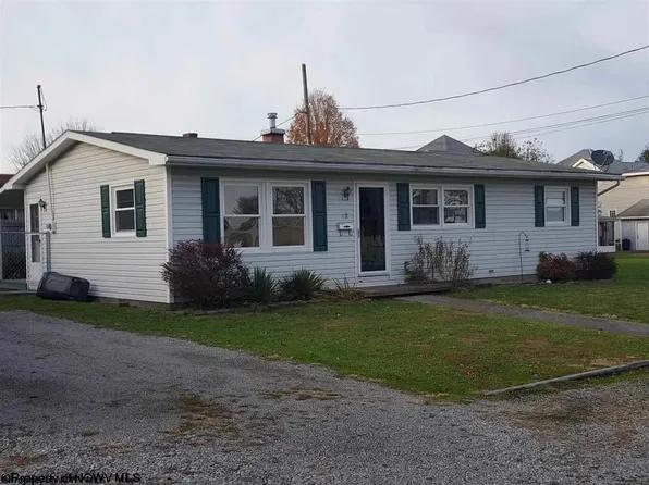 12 Tucker St, Buckhannon, WV 26201