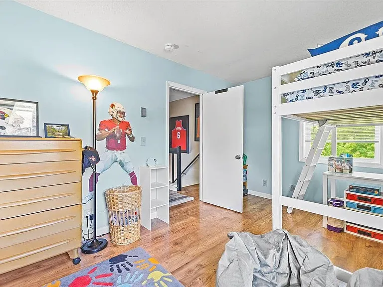 37 Densmore Dr — Photo 13