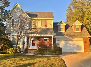 22377 Massey Ln, Macomb, MI