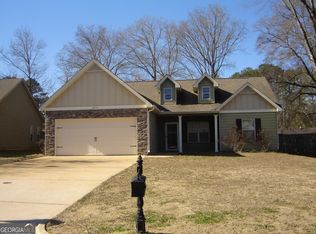 2405 19th Pl, Valley, AL 36854