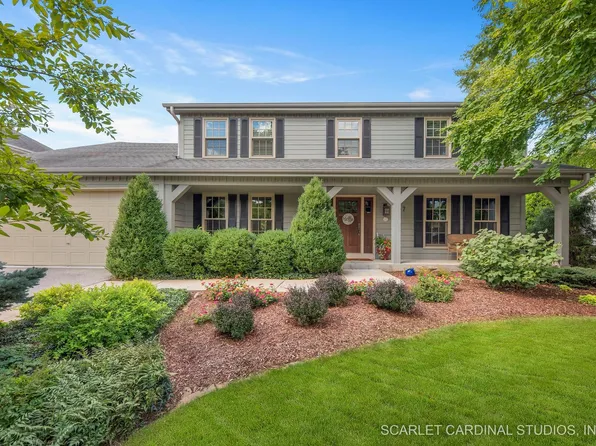 807 Raintree Dr, Naperville, IL 60540