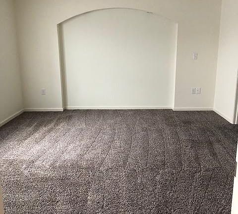 5th image of 781 Redwood Ln