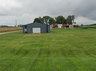 2402 165th Rd, Wathena, KS 66090