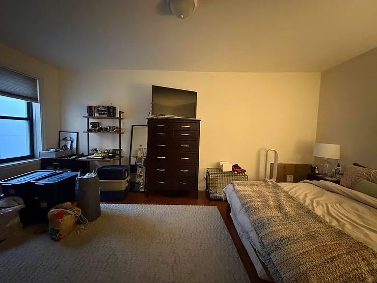 1035 Washington Ave #2G — Photo 3