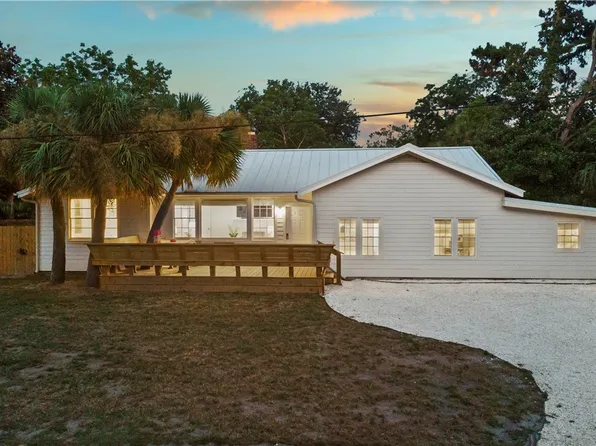 1402 6th Avenue, Tybee Island, GA 31328