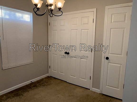 4th image of 4432 Sunny View Dr