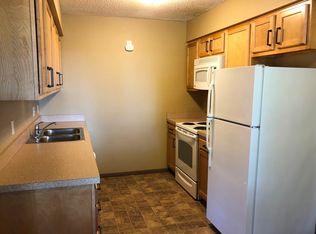 1802 Knox St #25, Lincoln, NE 68521