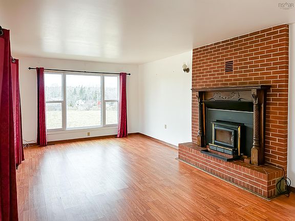 3rd image of 1317 Gospel Rd